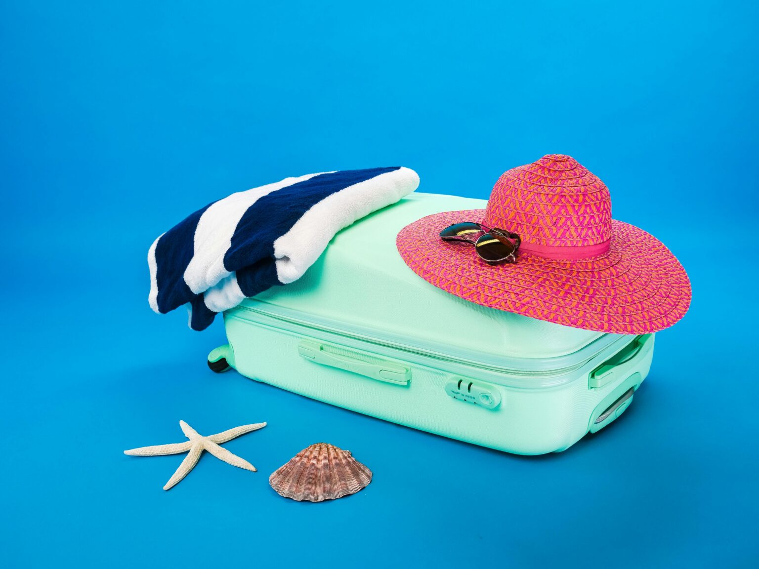 The Secret Life of Luggage: How the Right Bag (and a Little Mexican Ingenuity) Can Change Your Journey