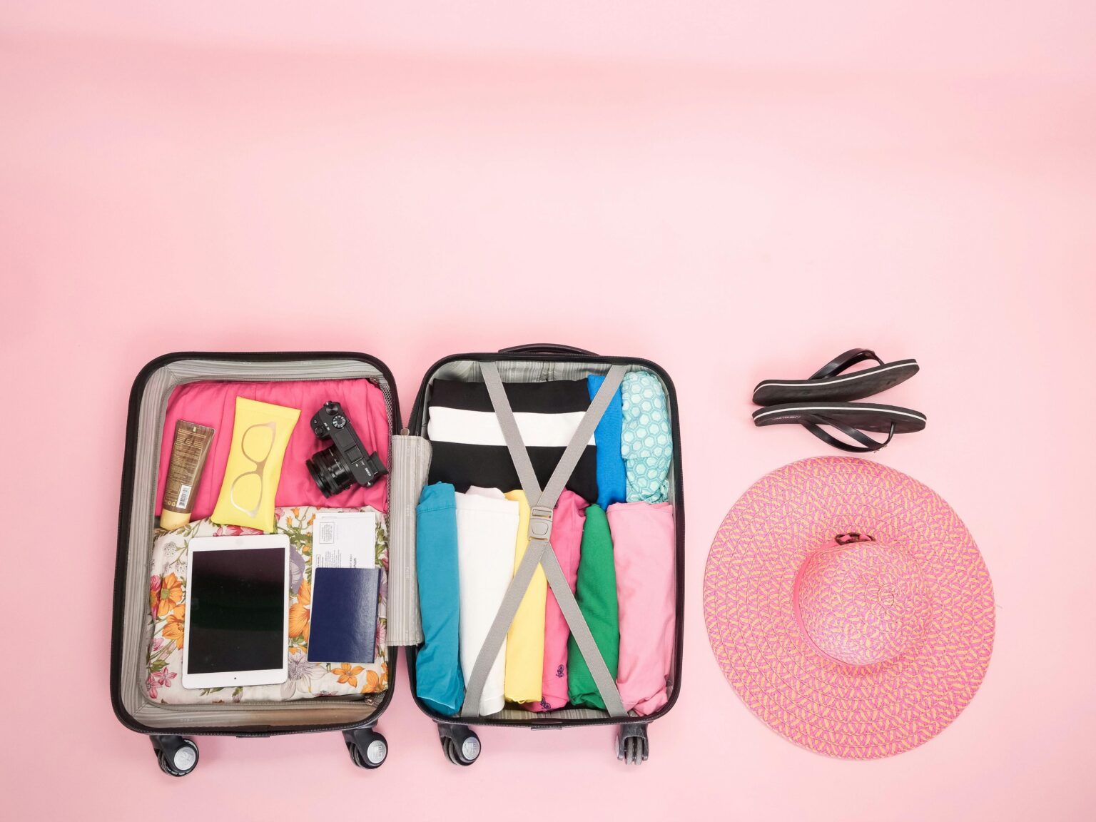 Carry-On Essentials: How a Simple Bag Became the Heartbeat of Modern Travel (and Mexican Tourism)