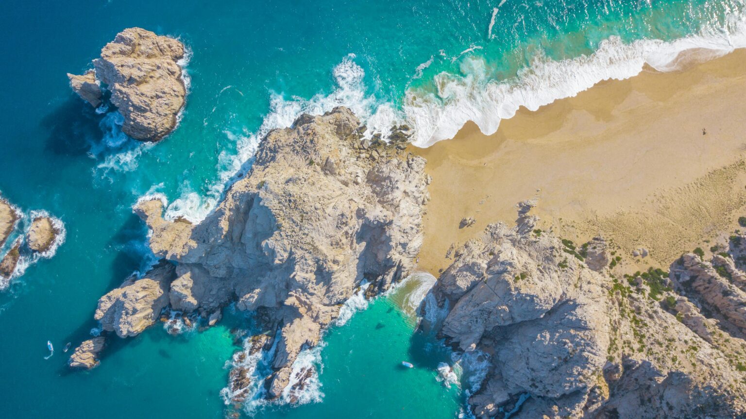 Sun, Surf, and Soul: Why Cancun, Los Cabos & Riviera Nayarit Are Mexico’s Coastal Crown Jewels