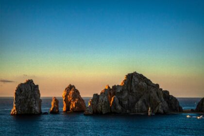 Los Cabos 2025: Where the Desert Meets the Dream — A Destination Guide for the Curious Traveler