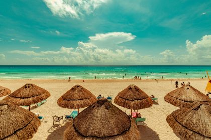 Why Coastal Destinations Dominate Family Travel in Mexico: Trends, Realities, and Planning Insights