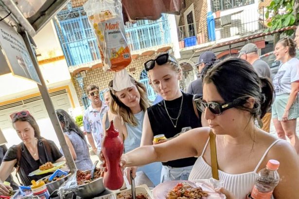 Puerto Vallarta Food Experiences for Families: Trends, Practical Insights, and What to Expect in 2026